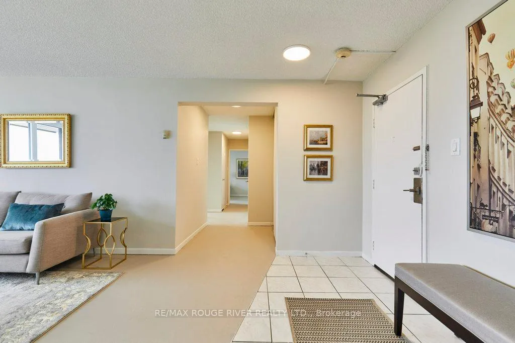Photo 4 of Unit 708, 1210 Radom Street, Pickering, Bay Ridges — HOMEH