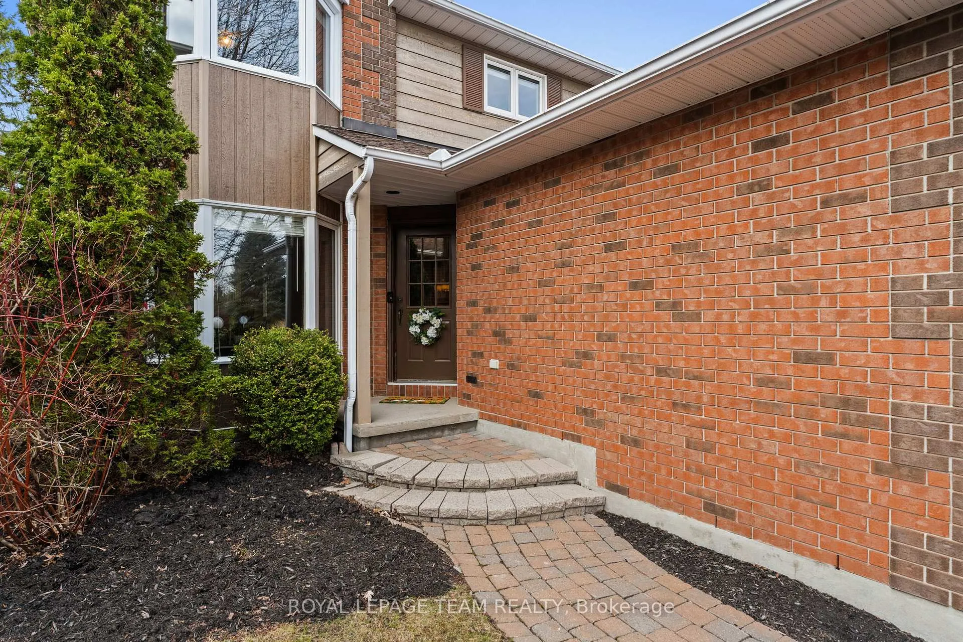 Photo 4 of 195 Walden Drive, Ottawa, Kanata - Kanata Lakes/Heritage Hills — HOMEH
