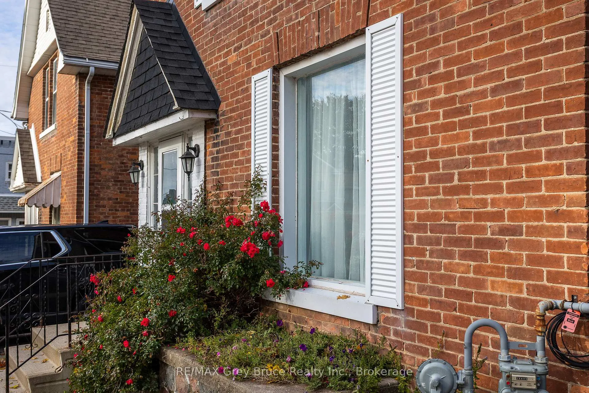 Photo 2 of 414 13th St E, Owen Sound — HOMEH