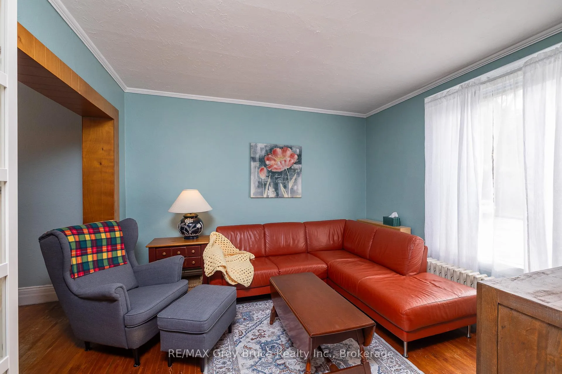 Photo 8 of 414 13th St E, Owen Sound — HOMEH