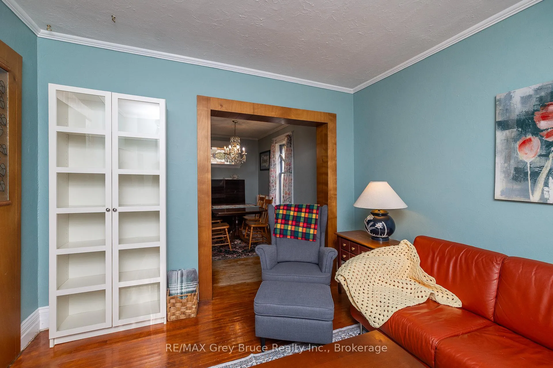 Photo 9 of 414 13th St E, Owen Sound — HOMEH