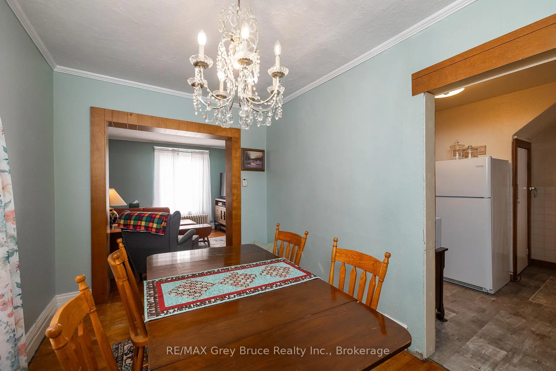 Photo 11 of 414 13th St E, Owen Sound — HOMEH