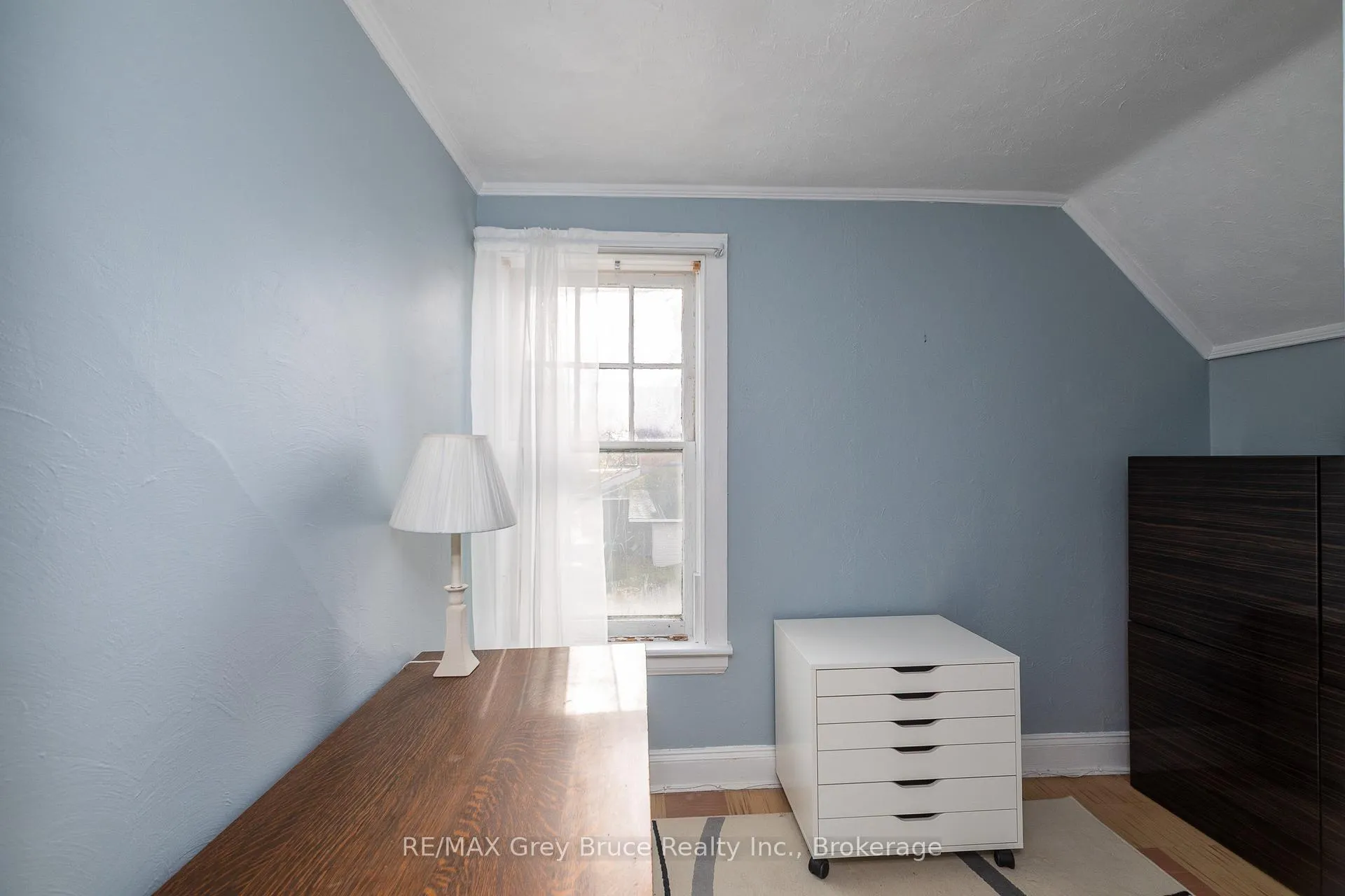 Photo 30 of 414 13th St E, Owen Sound — HOMEH