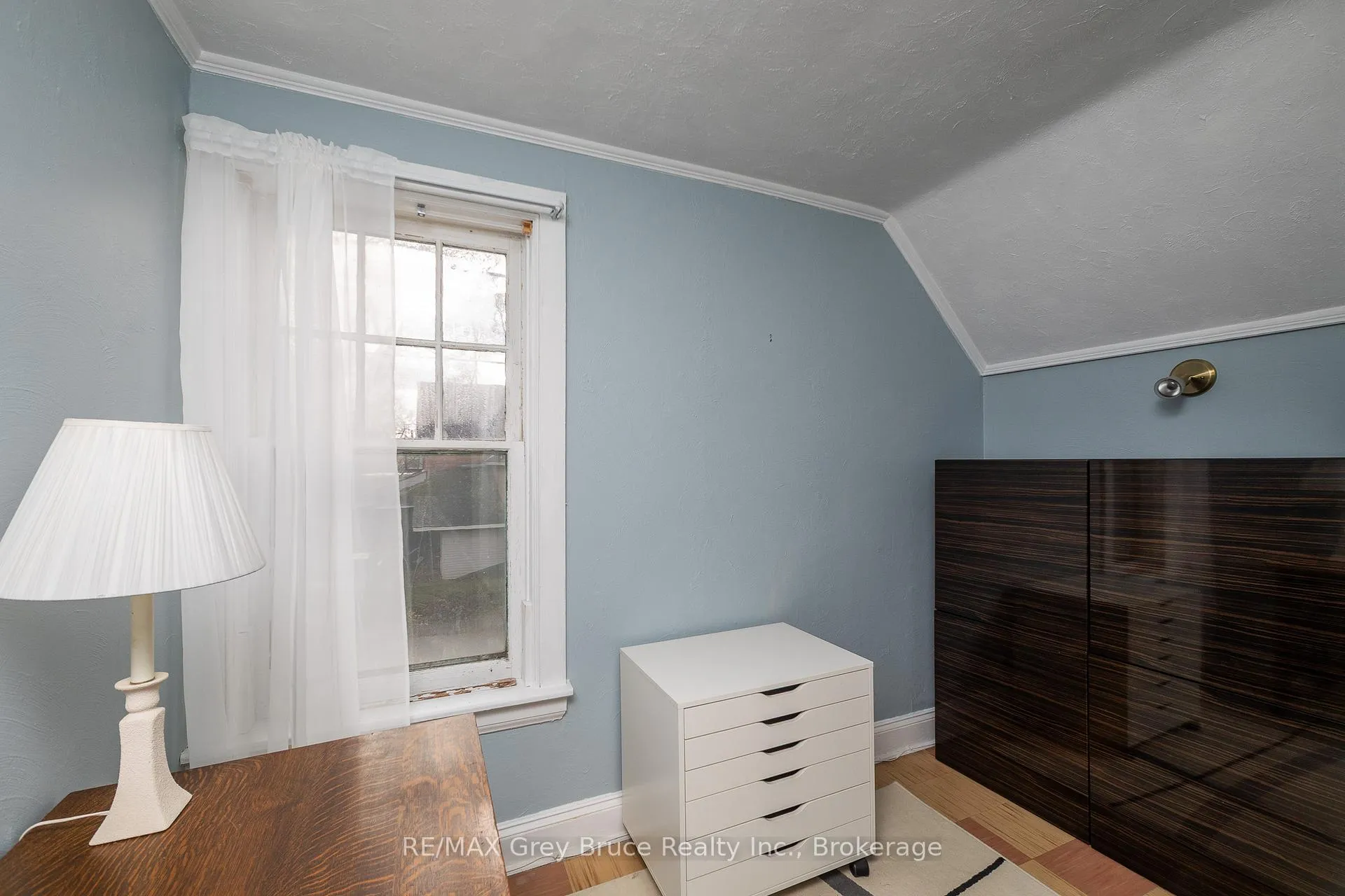 Photo 31 of 414 13th St E, Owen Sound — HOMEH