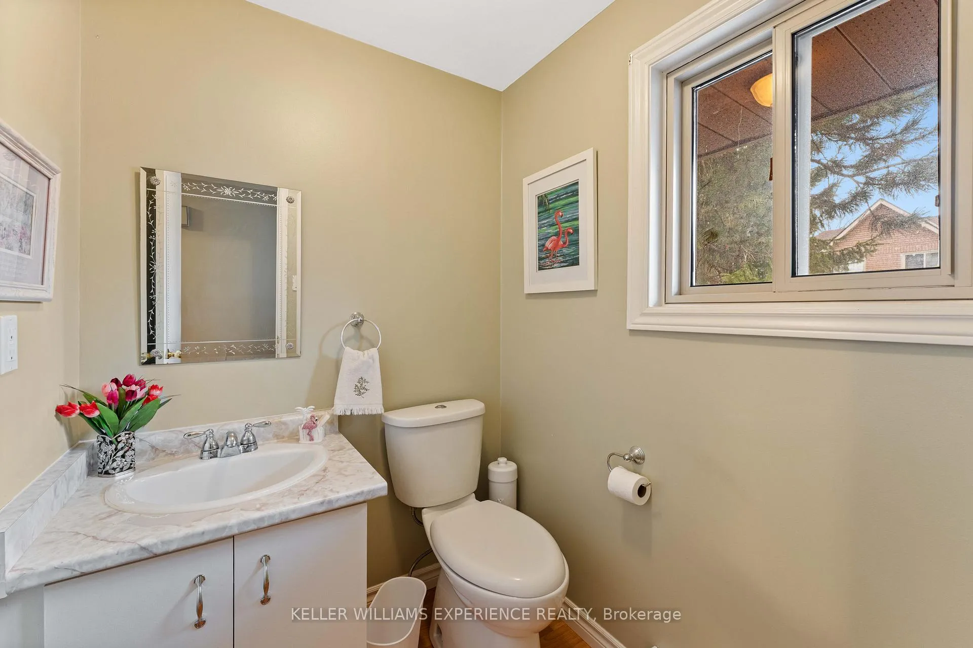 Photo 3 of 15 Pheasant Trail, Barrie, Ardagh — HOMEH