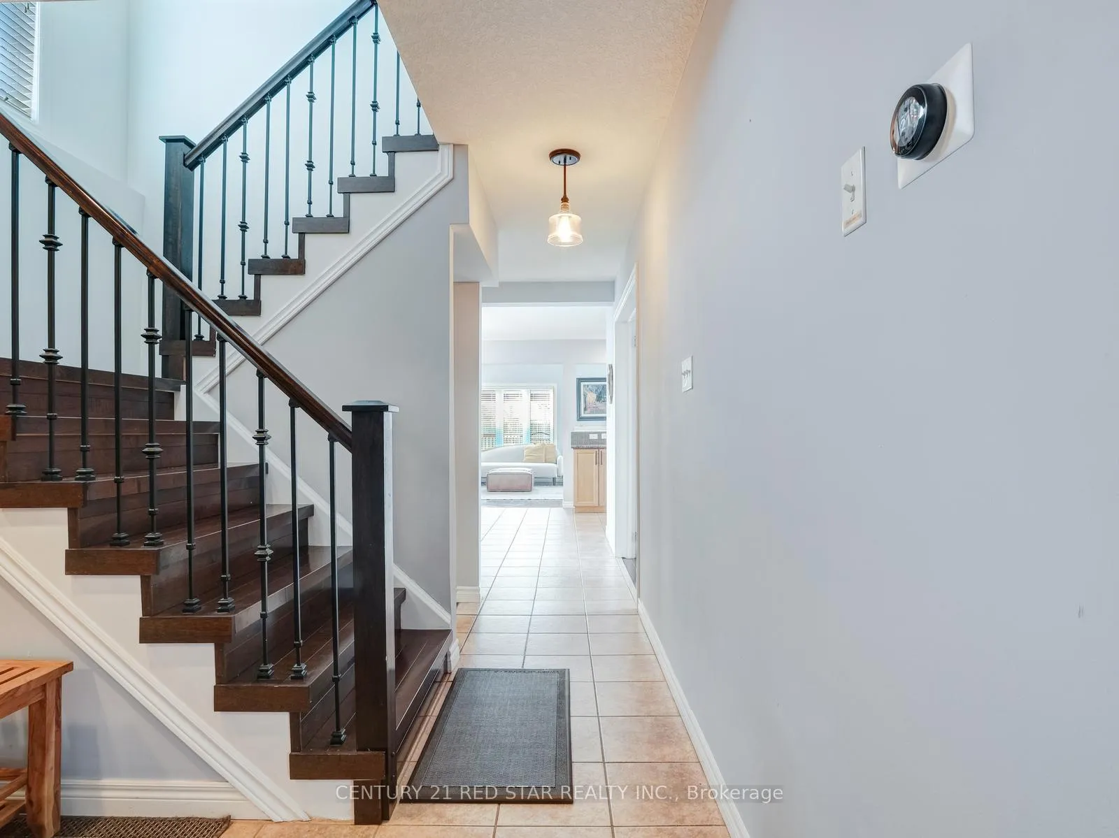 Photo 12 of 631 Doon South Drive, Kitchener — HOMEH