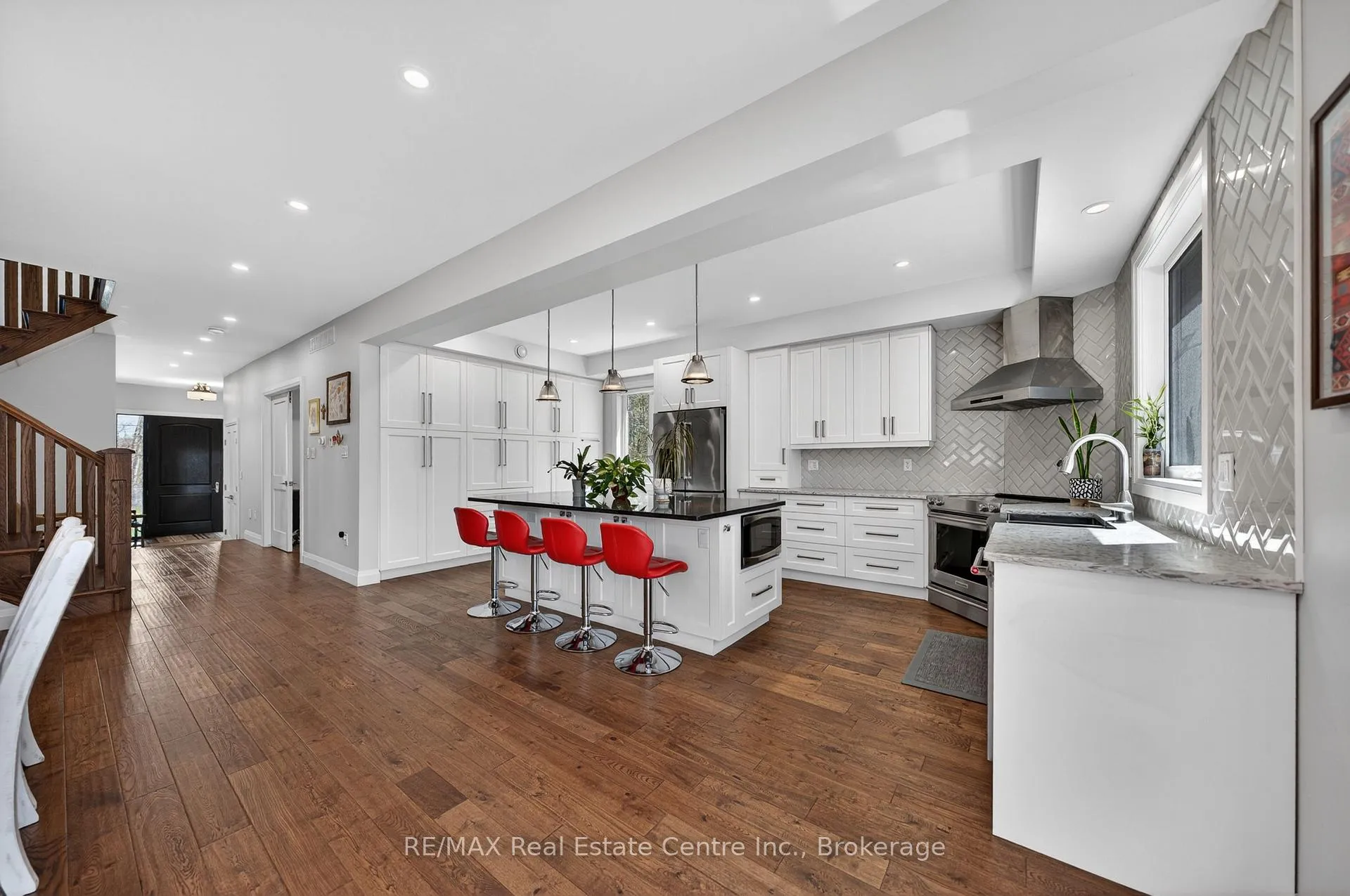Photo 7 of 25 Macville Avenue, Kitchener, Bridgeport — HOMEH
