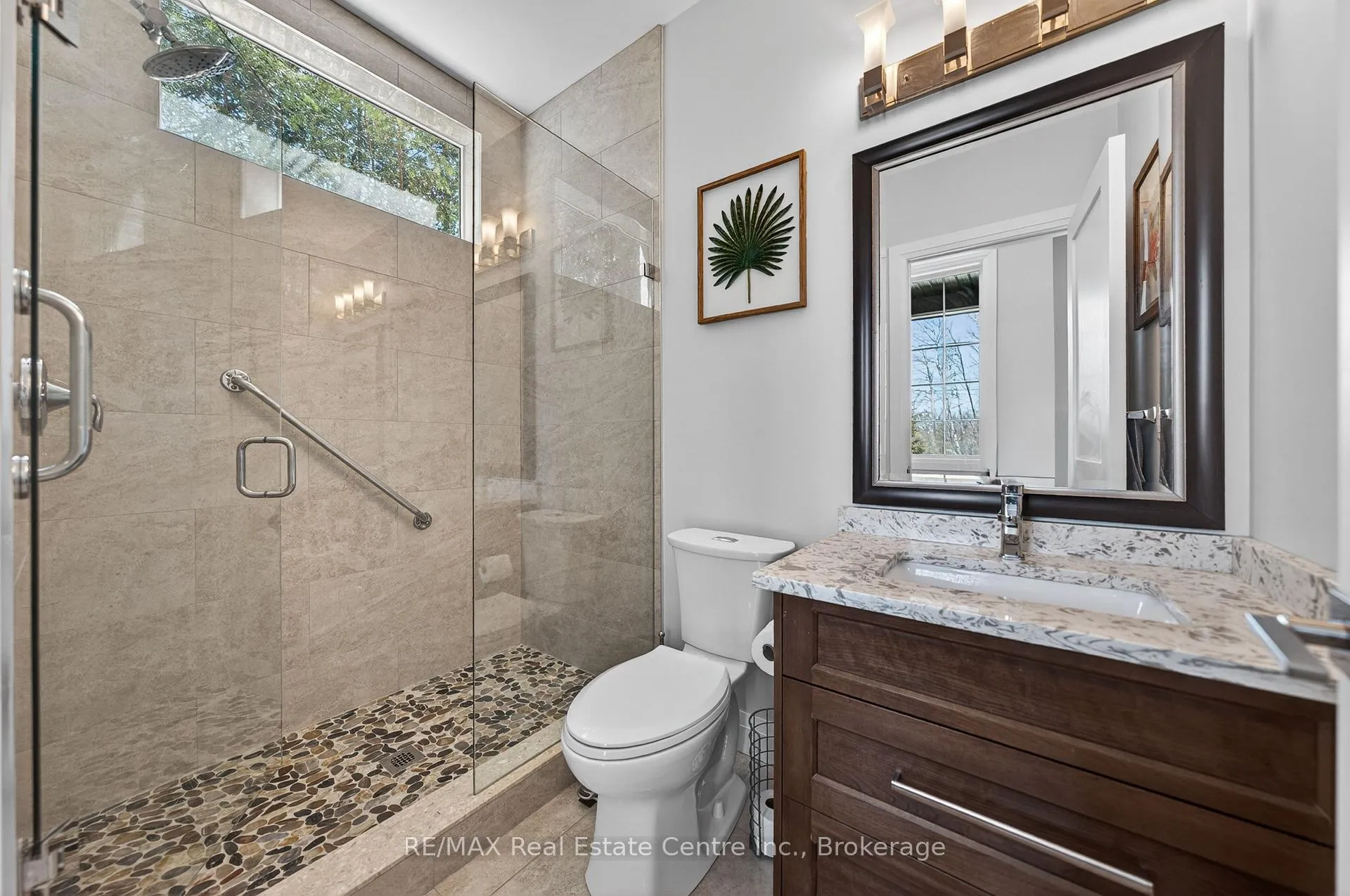 Photo 17 of 25 Macville Avenue, Kitchener, Bridgeport — HOMEH