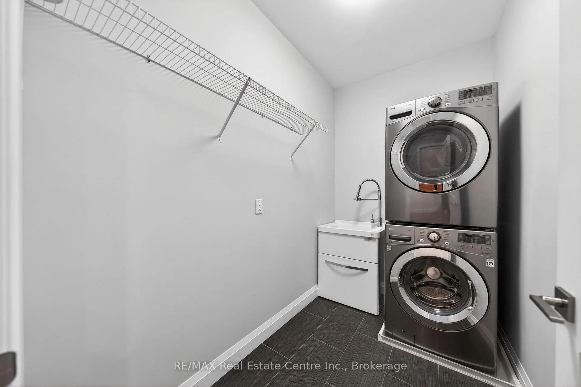 Photo 32 of 25 Macville Avenue, Kitchener, Bridgeport — HOMEH