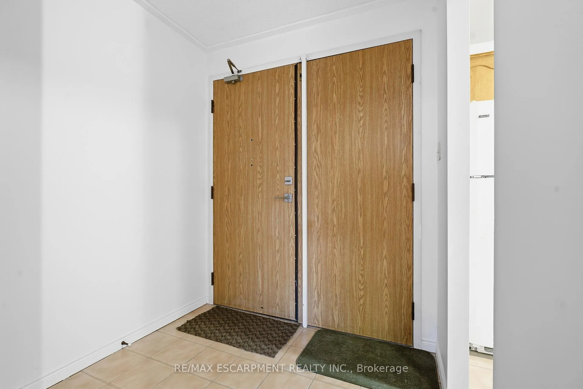 Photo 5 of Unit 601, 21 East Avenue, Hamilton, Stinson — HOMEH