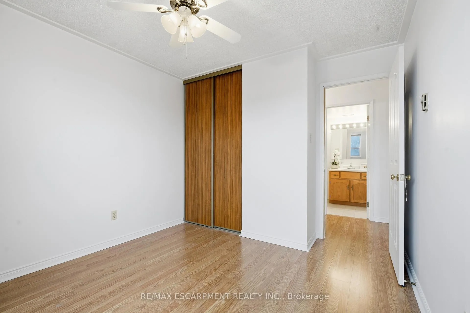 Photo 20 of Unit 601, 21 East Avenue, Hamilton, Stinson — HOMEH