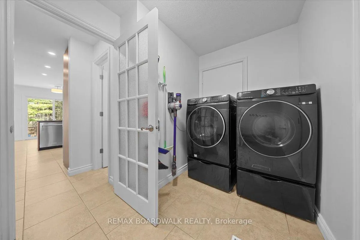 Photo 26 of 1443 Larkhaven Crescent, Ottawa, Orleans/Sunridge — HOMEH