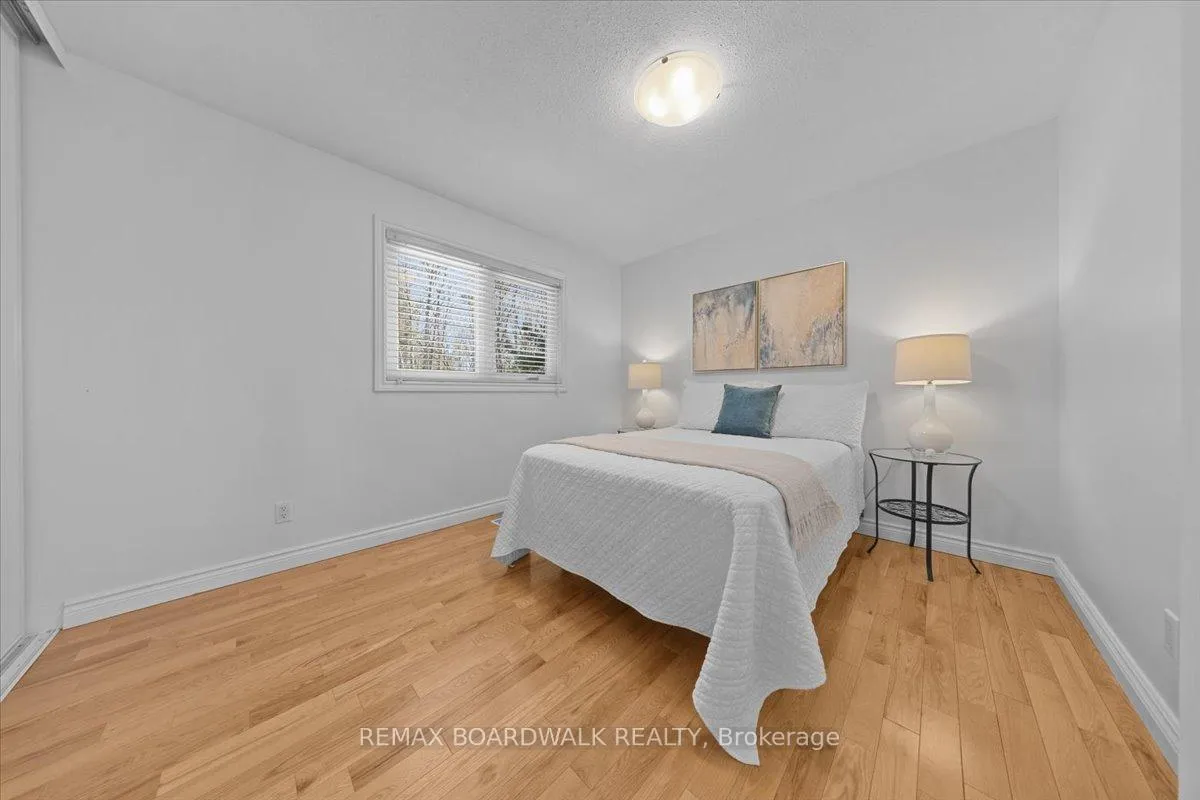 Photo 32 of 1443 Larkhaven Crescent, Ottawa, Orleans/Sunridge — HOMEH
