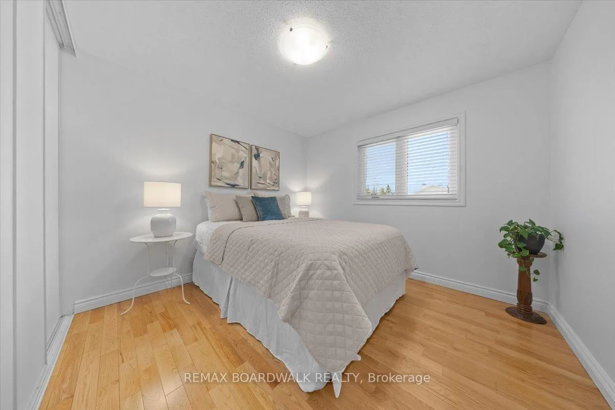 Photo 34 of 1443 Larkhaven Crescent, Ottawa, Orleans/Sunridge — HOMEH