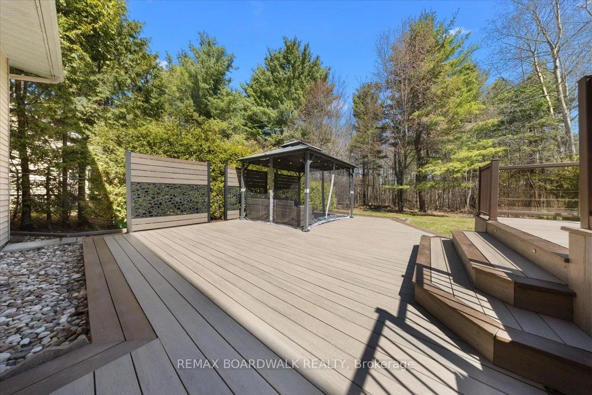 Photo 39 of 1443 Larkhaven Crescent, Ottawa, Orleans/Sunridge — HOMEH