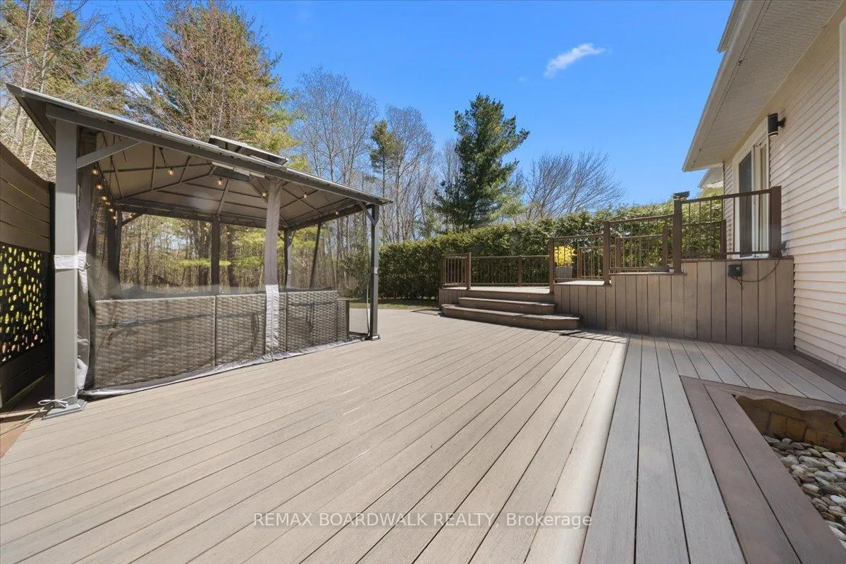 Photo 41 of 1443 Larkhaven Crescent, Ottawa, Orleans/Sunridge — HOMEH