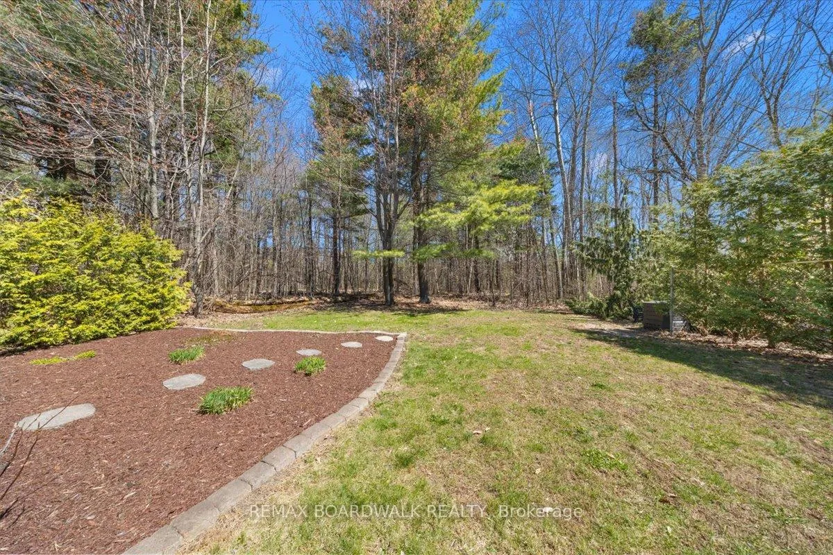 Photo 43 of 1443 Larkhaven Crescent, Ottawa, Orleans/Sunridge — HOMEH