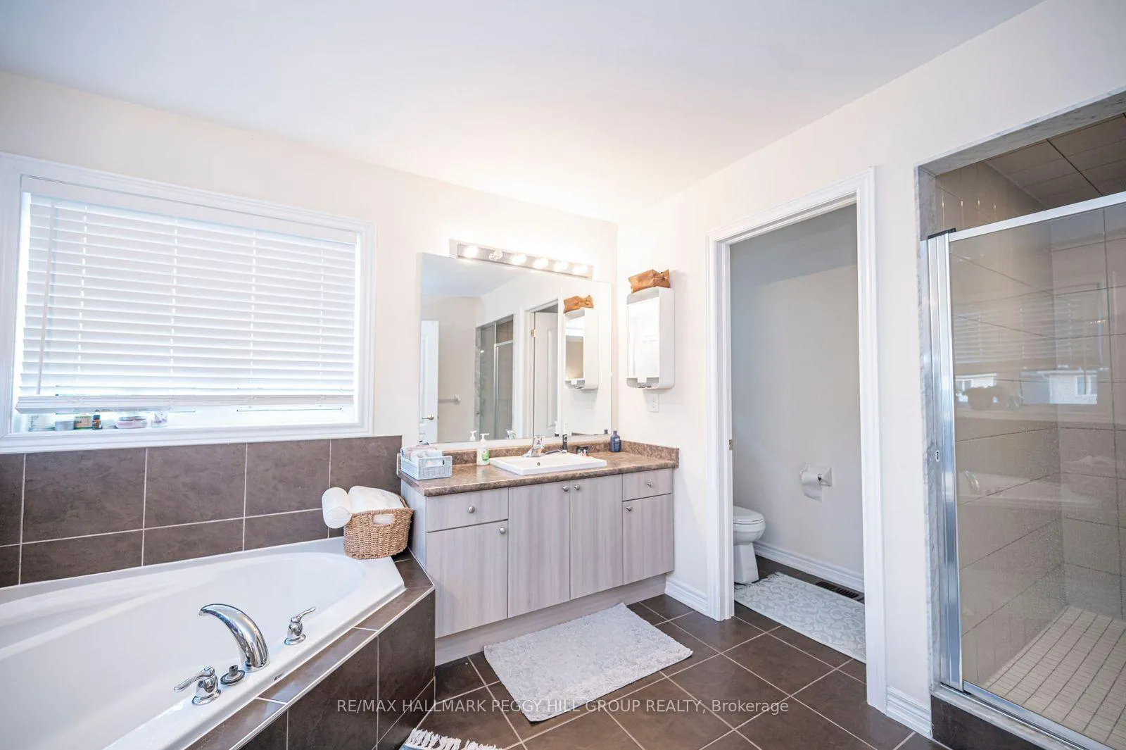 Photo 9 of 36 Sasco Way, Essa, Angus — HOMEH