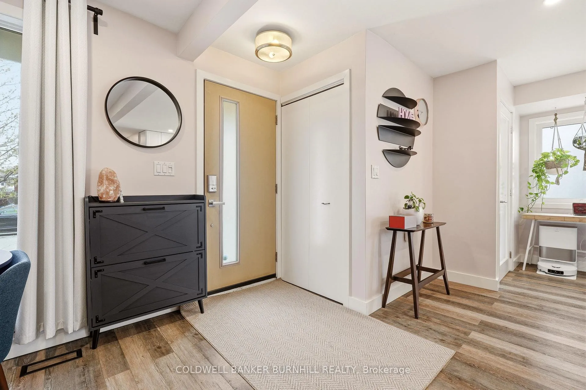 Photo 5 of 30 Darlington Drive, Hamilton, Gilbert — HOMEH