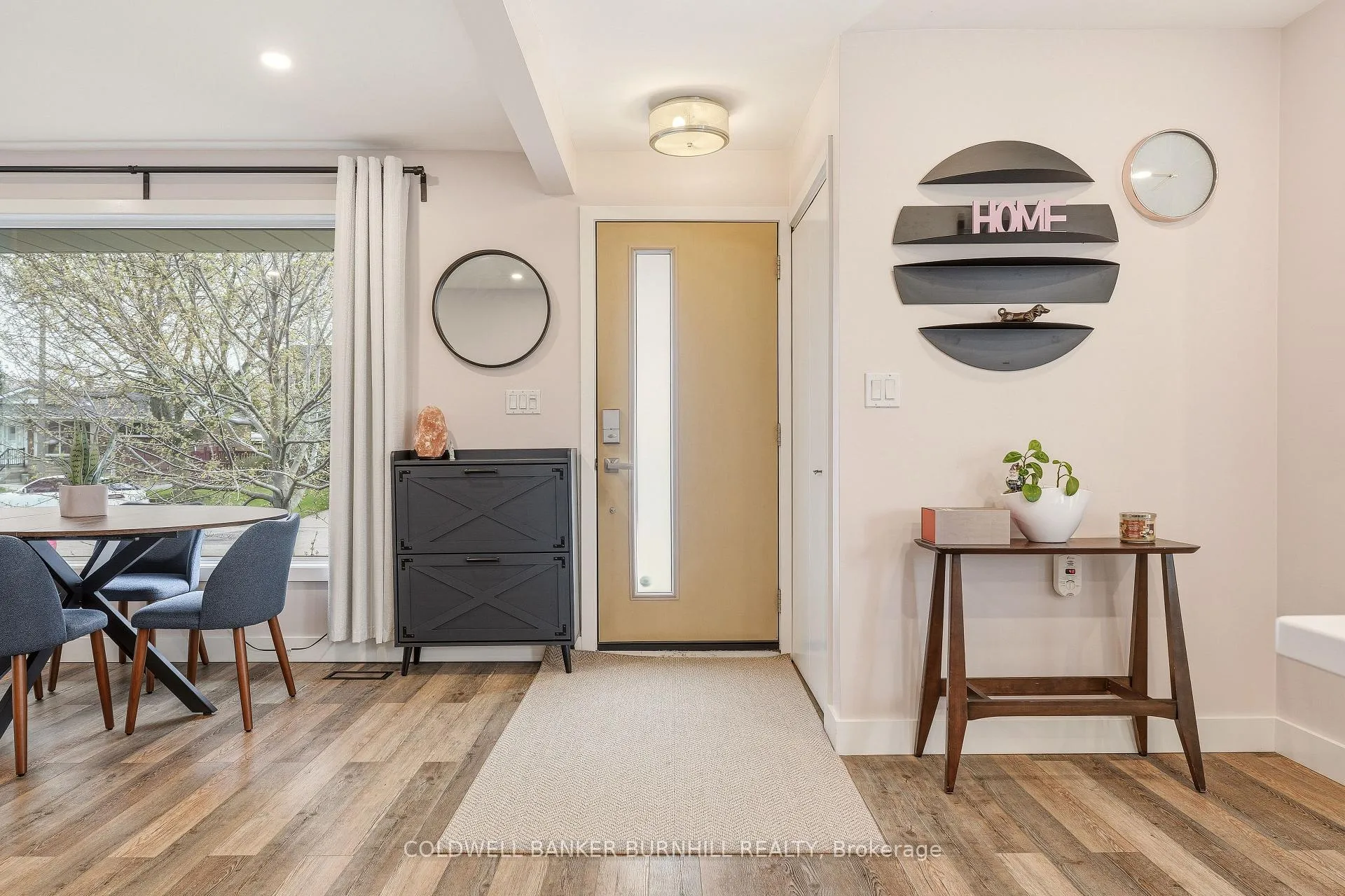 Photo 6 of 30 Darlington Drive, Hamilton, Gilbert — HOMEH