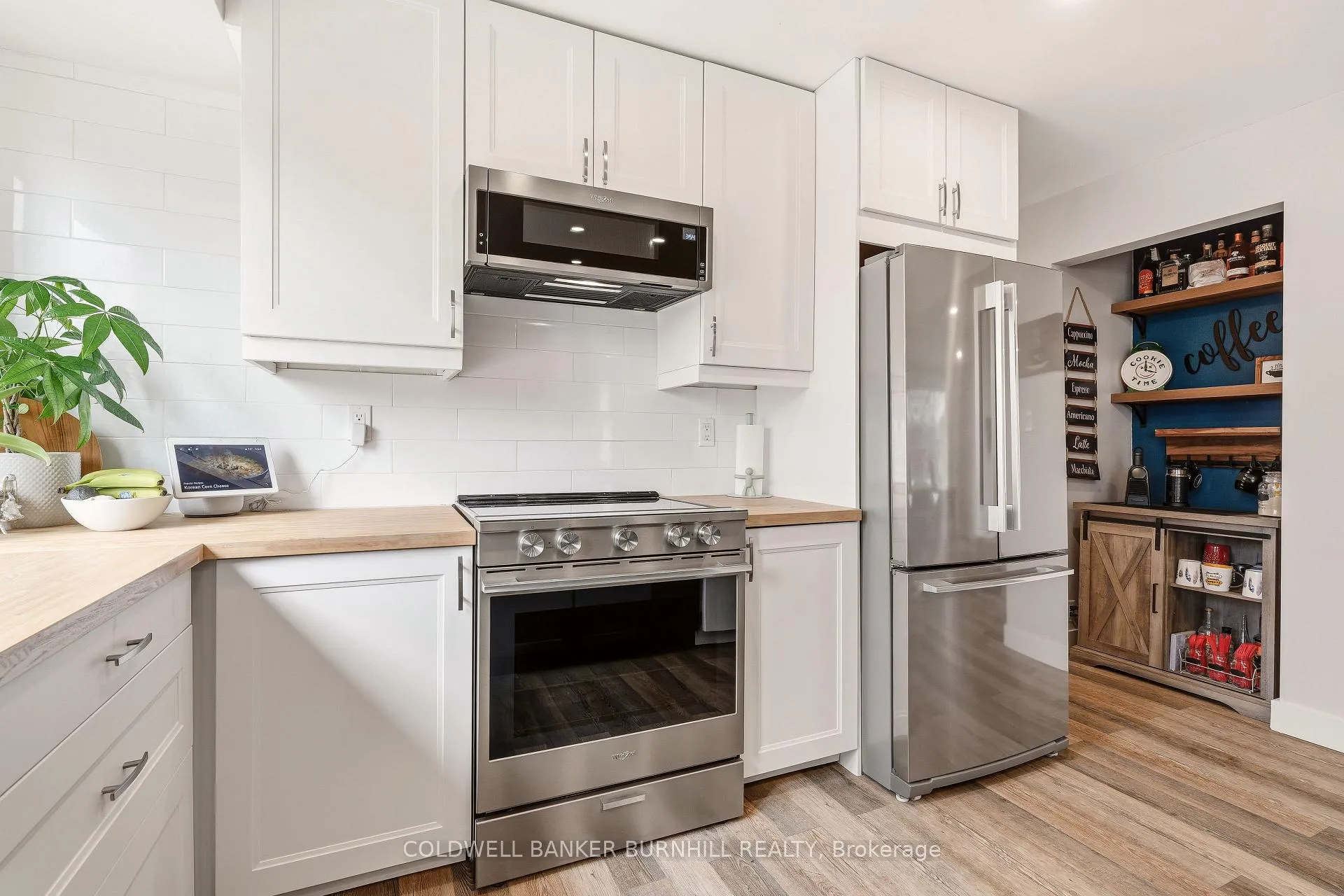 Photo 11 of 30 Darlington Drive, Hamilton, Gilbert — HOMEH