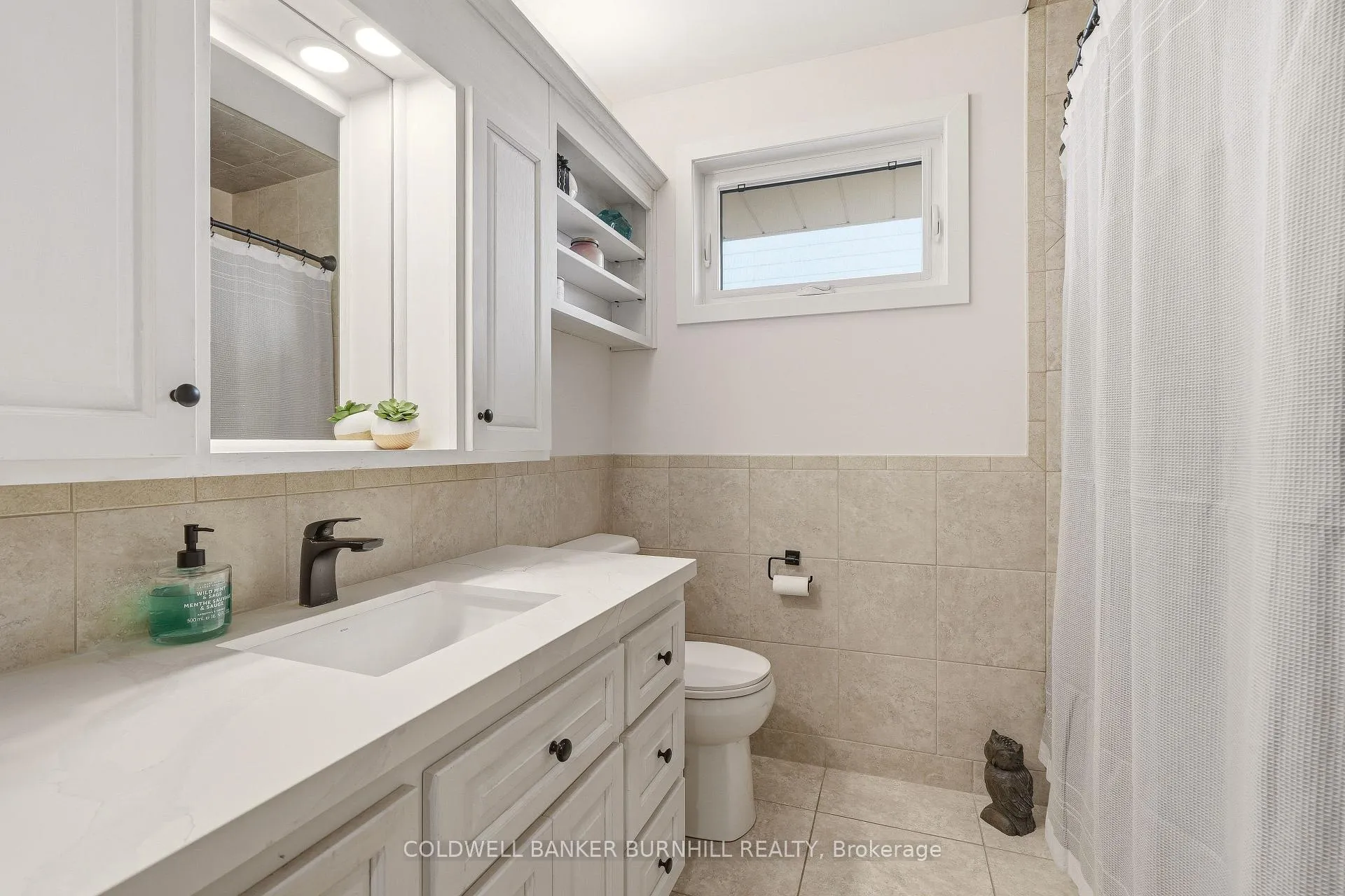 Photo 21 of 30 Darlington Drive, Hamilton, Gilbert — HOMEH