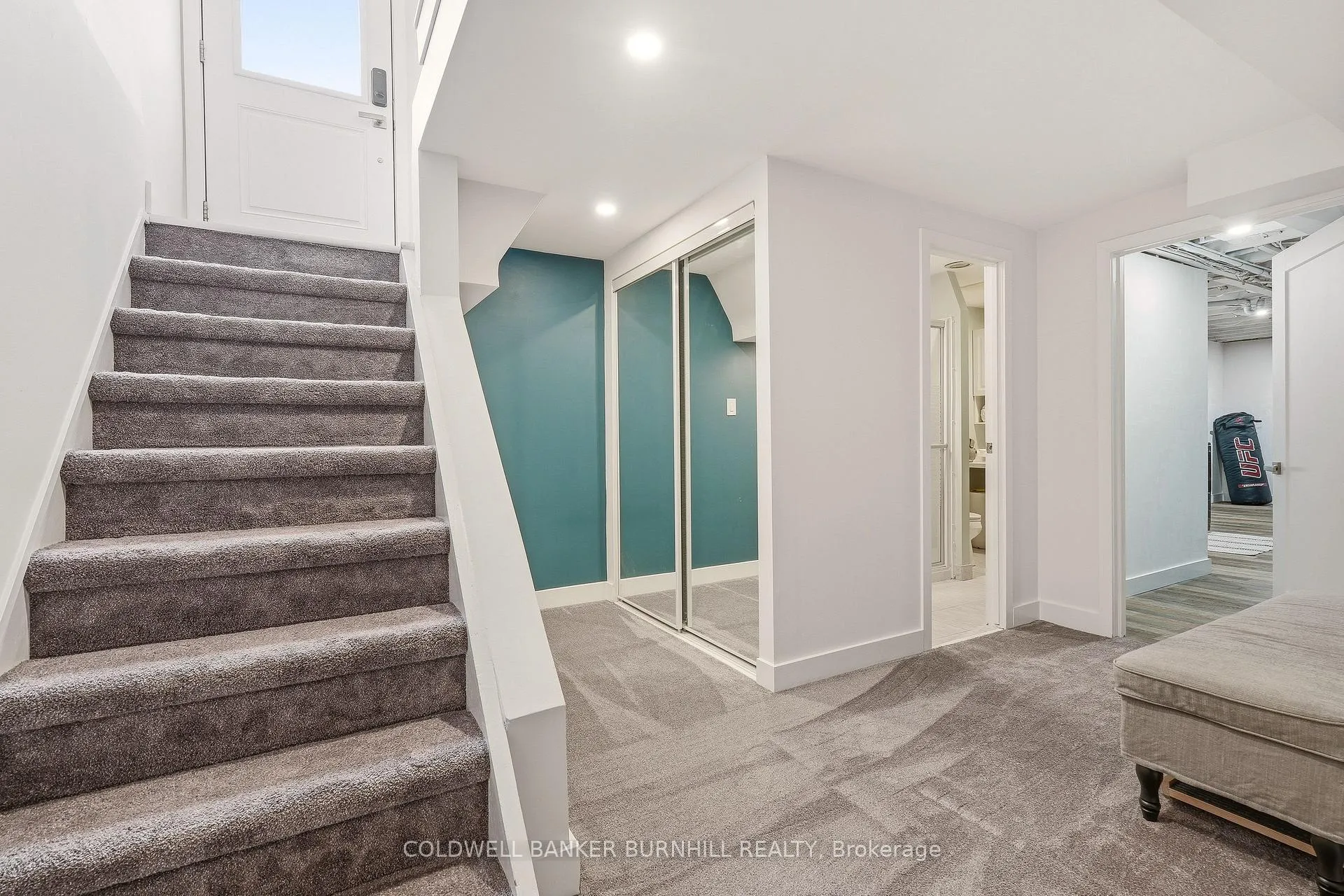 Photo 23 of 30 Darlington Drive, Hamilton, Gilbert — HOMEH
