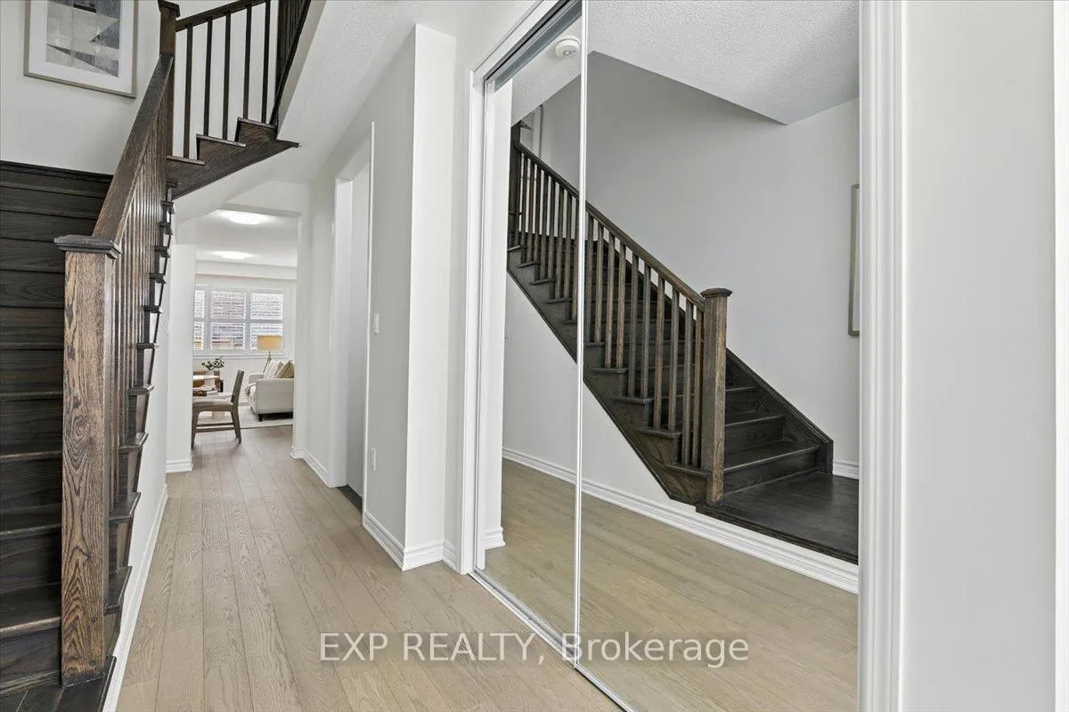 Photo 6 of 3303 Thunderbird Promenade, Pickering, Rural Pickering — HOMEH