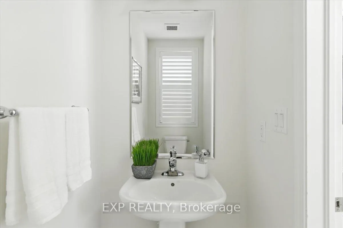Photo 8 of 3303 Thunderbird Promenade, Pickering, Rural Pickering — HOMEH