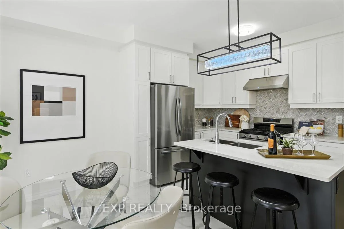 Photo 17 of 3303 Thunderbird Promenade, Pickering, Rural Pickering — HOMEH