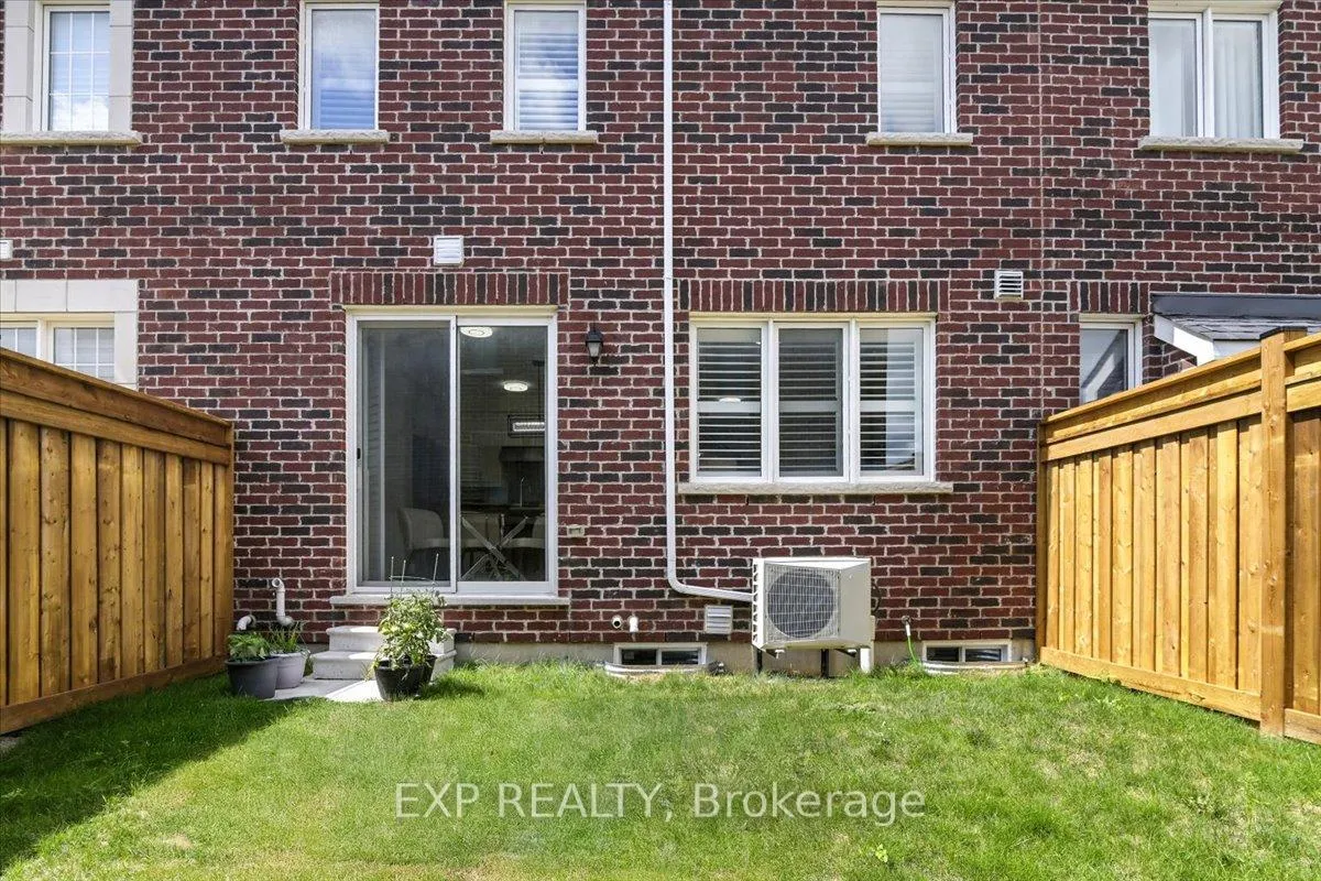 Photo 37 of 3303 Thunderbird Promenade, Pickering, Rural Pickering — HOMEH