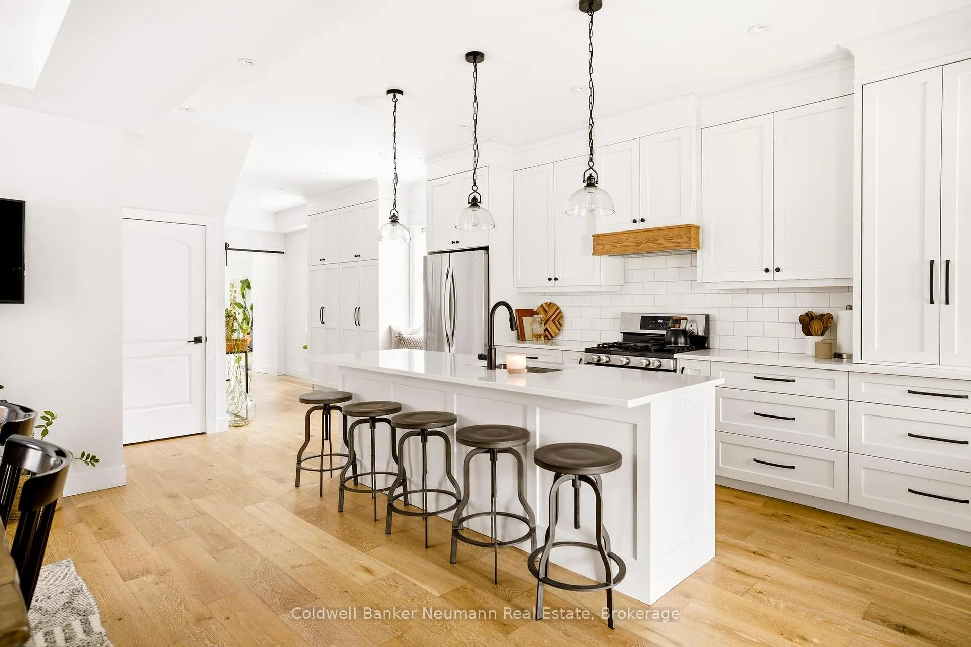 Photo 3 of 93 Durham Street, Guelph, Downtown — HOMEH