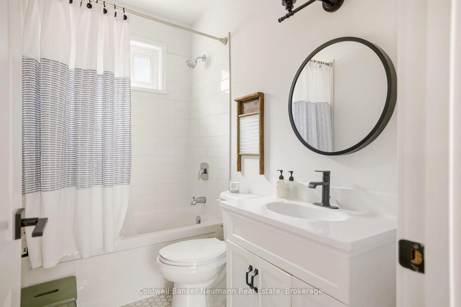 Photo 11 of 93 Durham Street, Guelph, Downtown — HOMEH