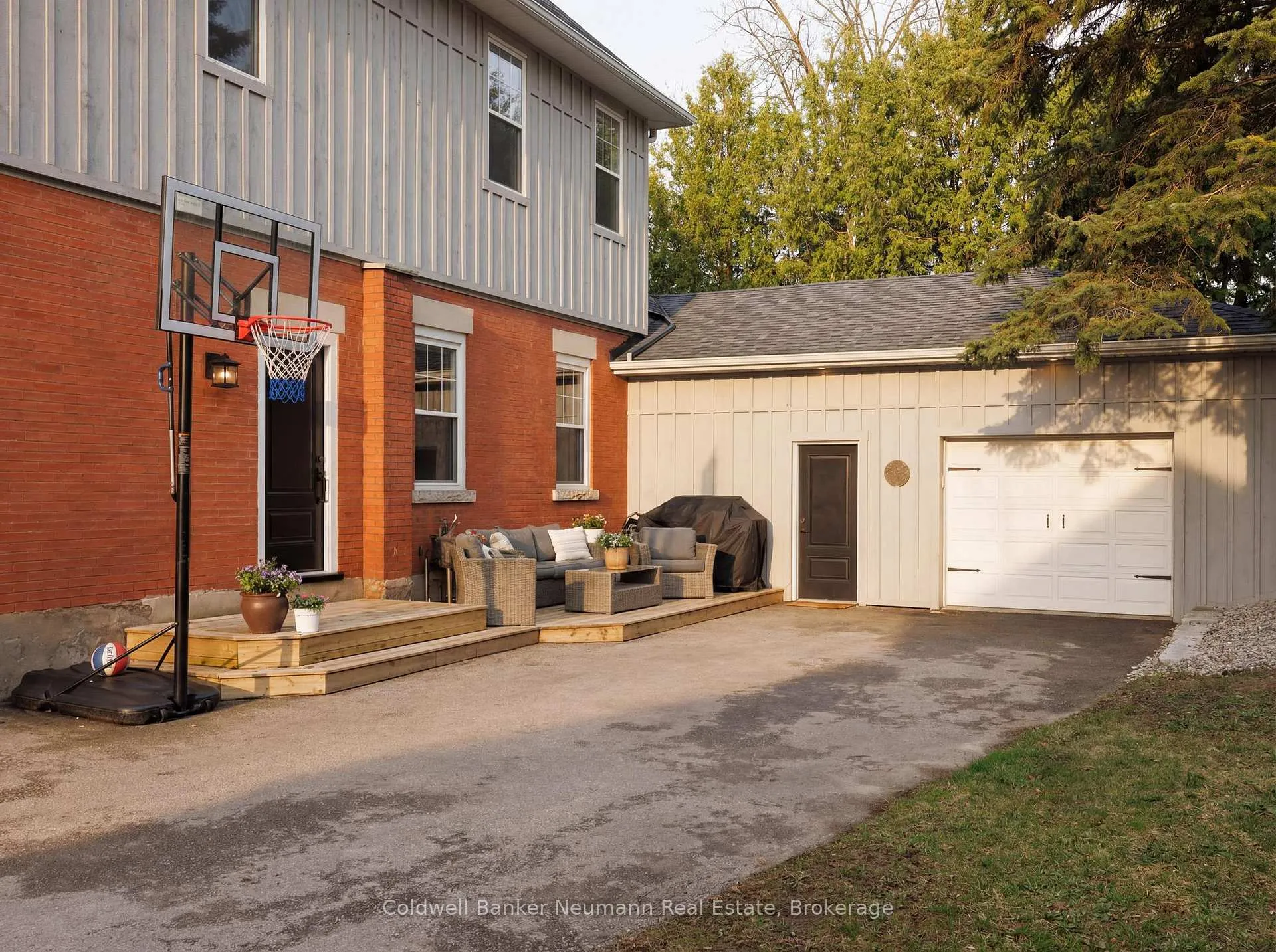 Photo 38 of 93 Durham Street, Guelph, Downtown — HOMEH