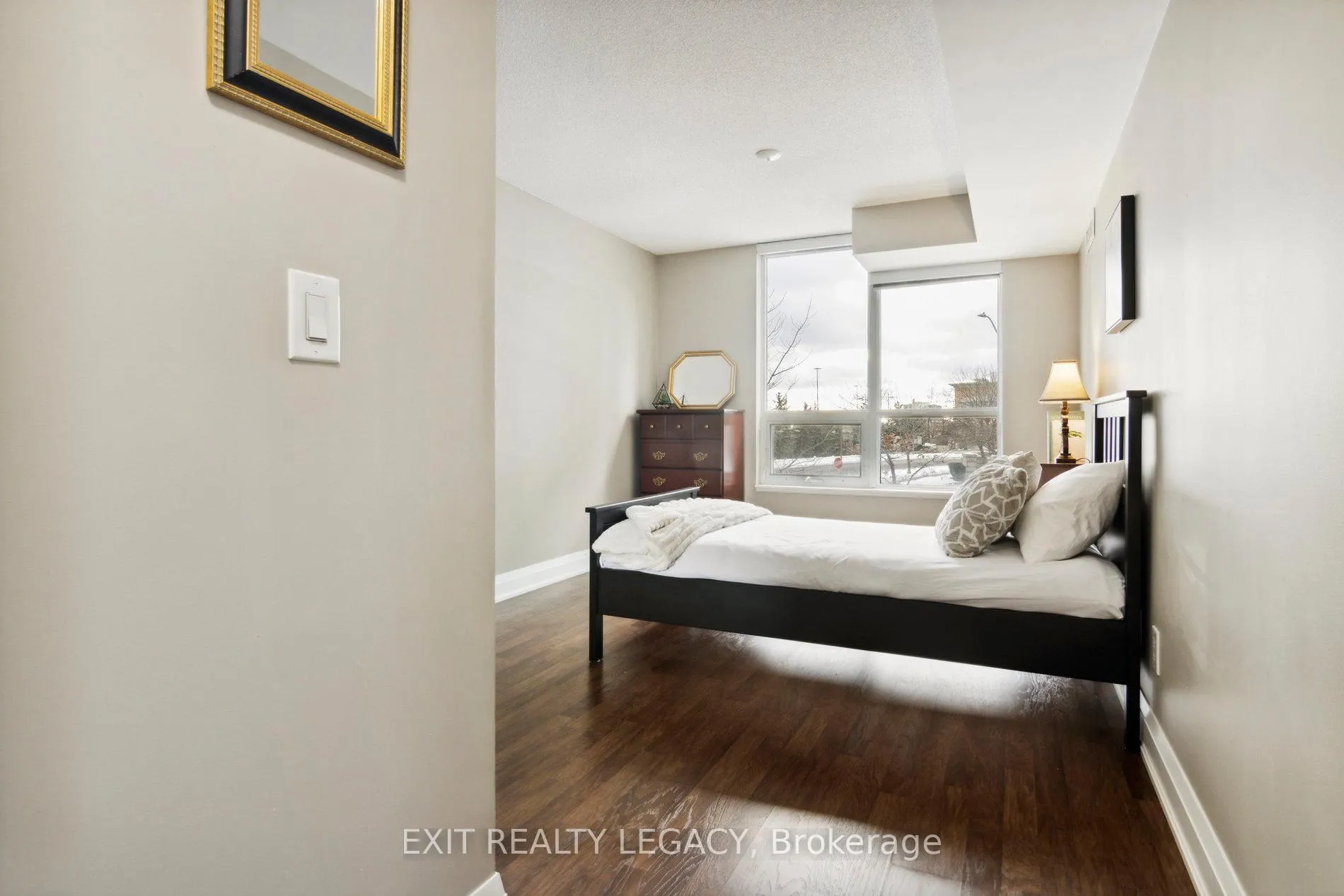Photo 19 of Unit 206, 20 North Park Road, Vaughan, Beverley Glen — HOMEH