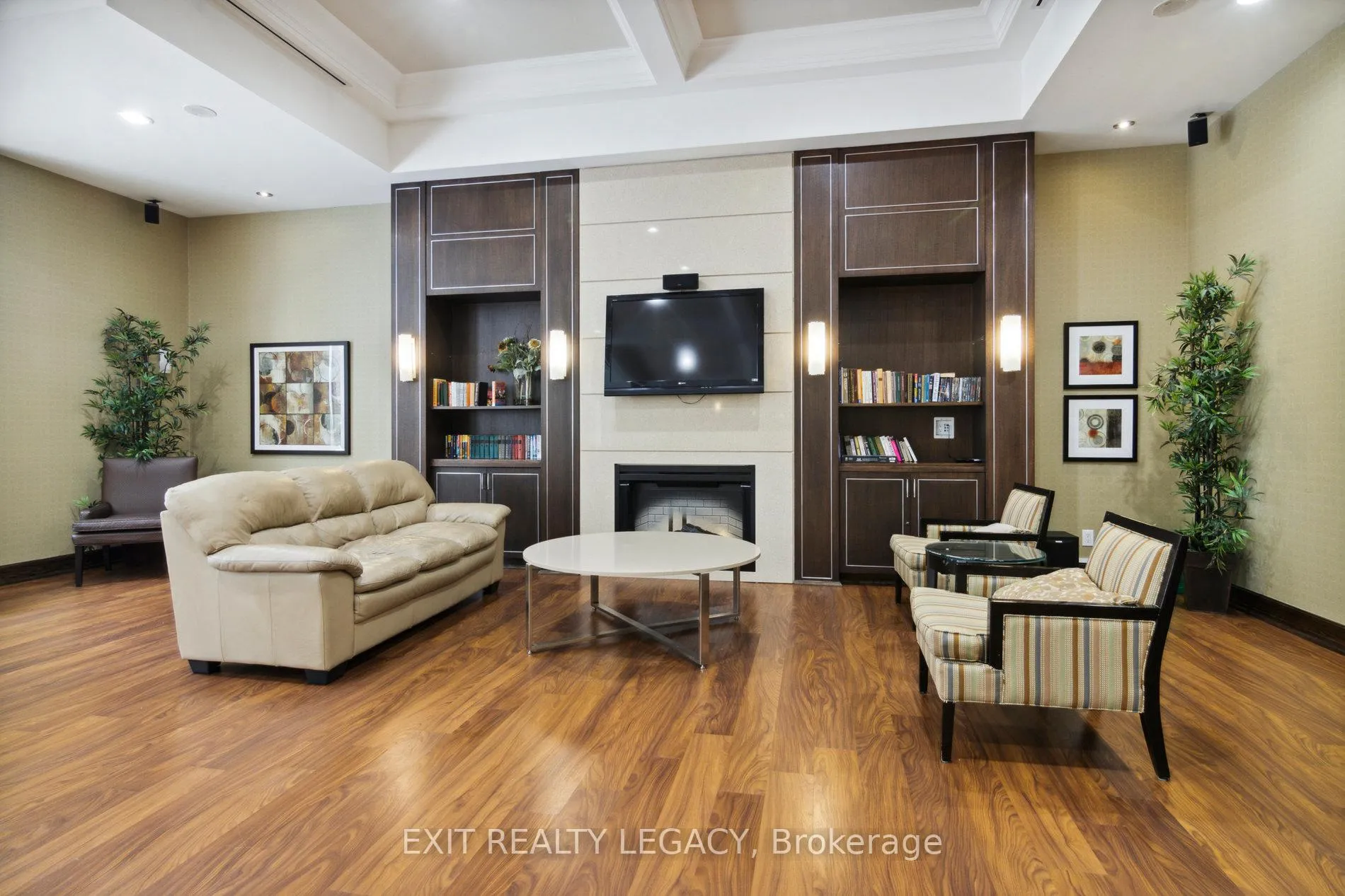 Photo 35 of Unit 206, 20 North Park Road, Vaughan, Beverley Glen — HOMEH
