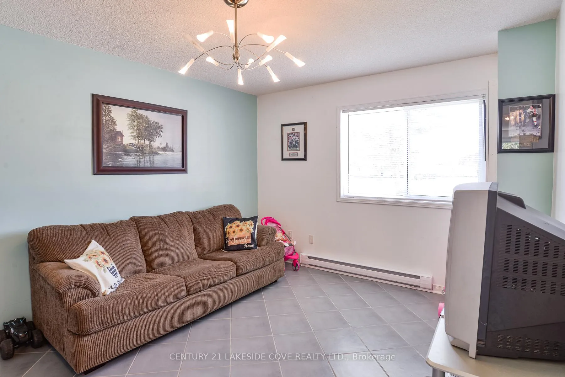 Photo 10 of Unit Unit 19, 71 Laguna Parkway, Ramara, Rural Ramara — HOMEH