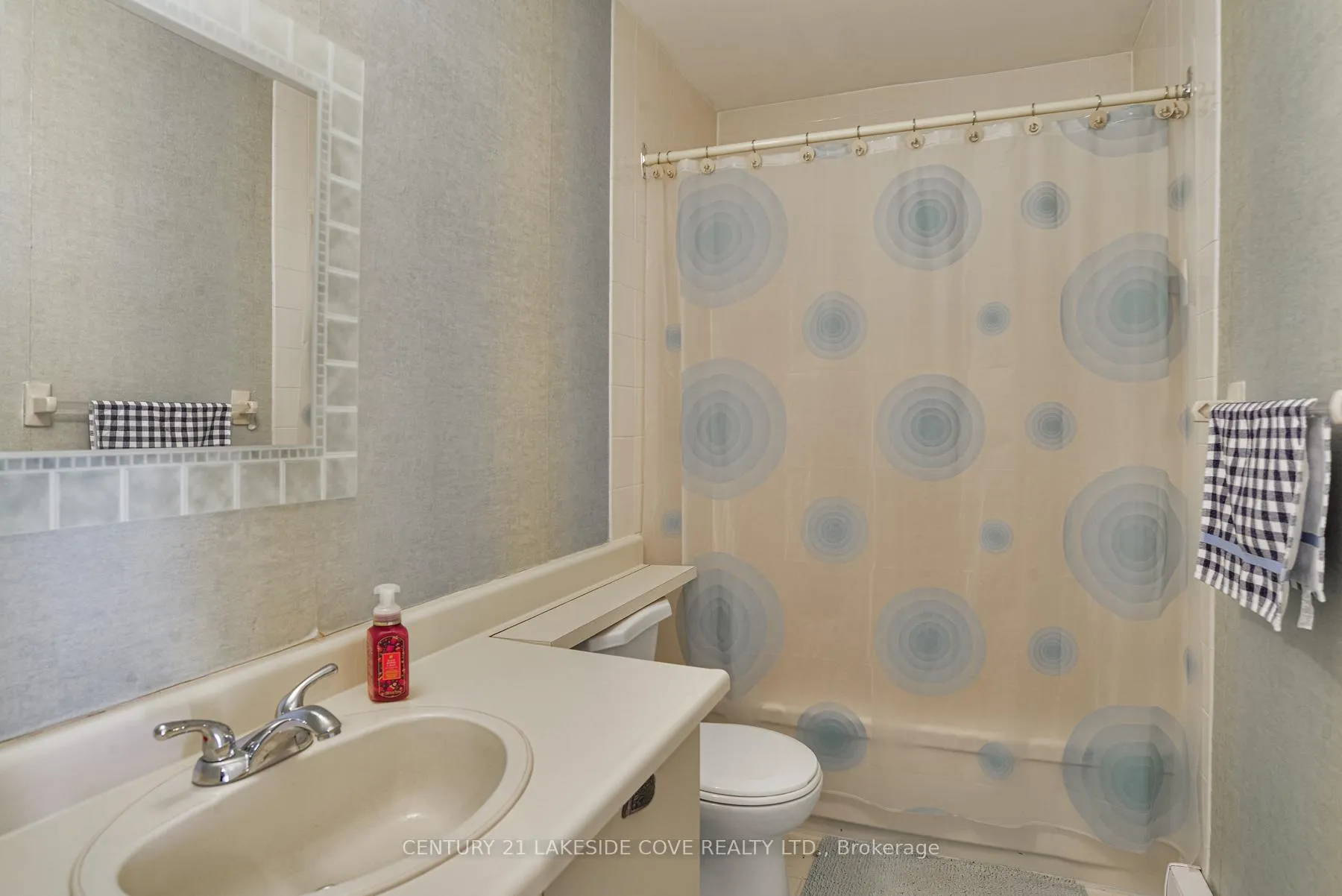 Photo 19 of Unit Unit 19, 71 Laguna Parkway, Ramara, Rural Ramara — HOMEH