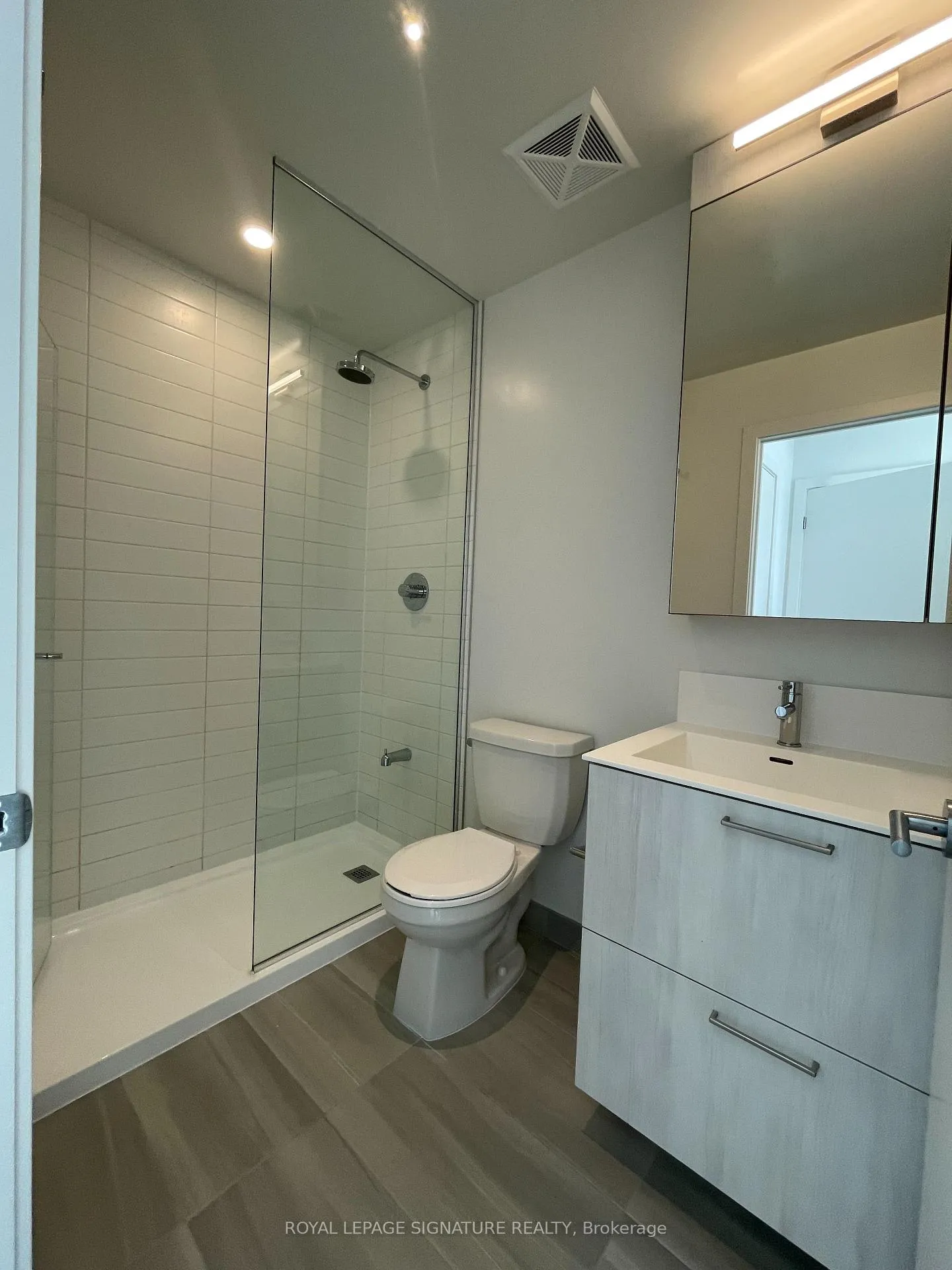 Photo 10 of Unit 1005, 40 Lagerfeld Drive, Brampton, Northwest Brampton — HOMEH
