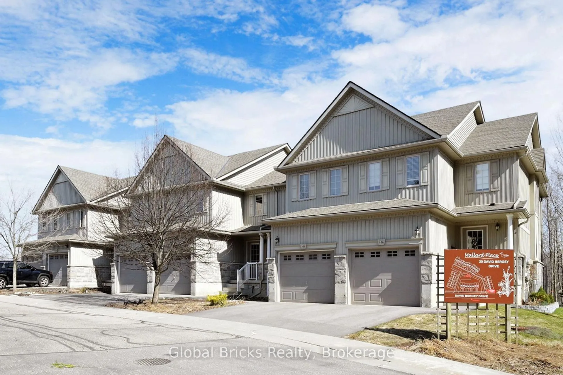 Photo 2 of Unit D24, 20 David Bergey Drive, Kitchener — HOMEH