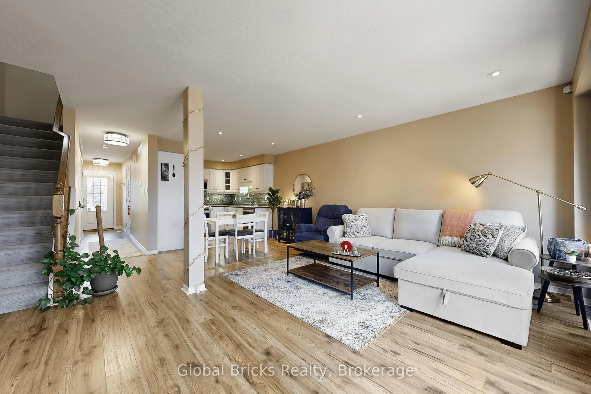 Photo 7 of Unit D24, 20 David Bergey Drive, Kitchener — HOMEH