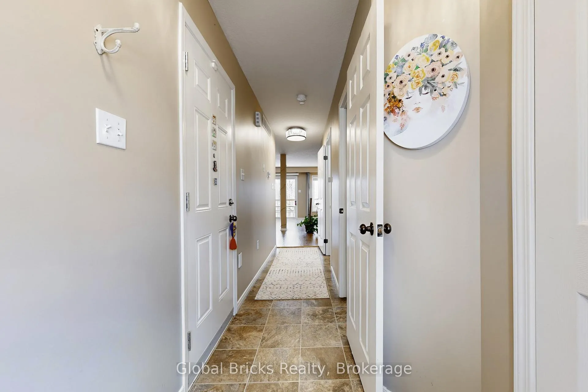 Photo 13 of Unit D24, 20 David Bergey Drive, Kitchener — HOMEH