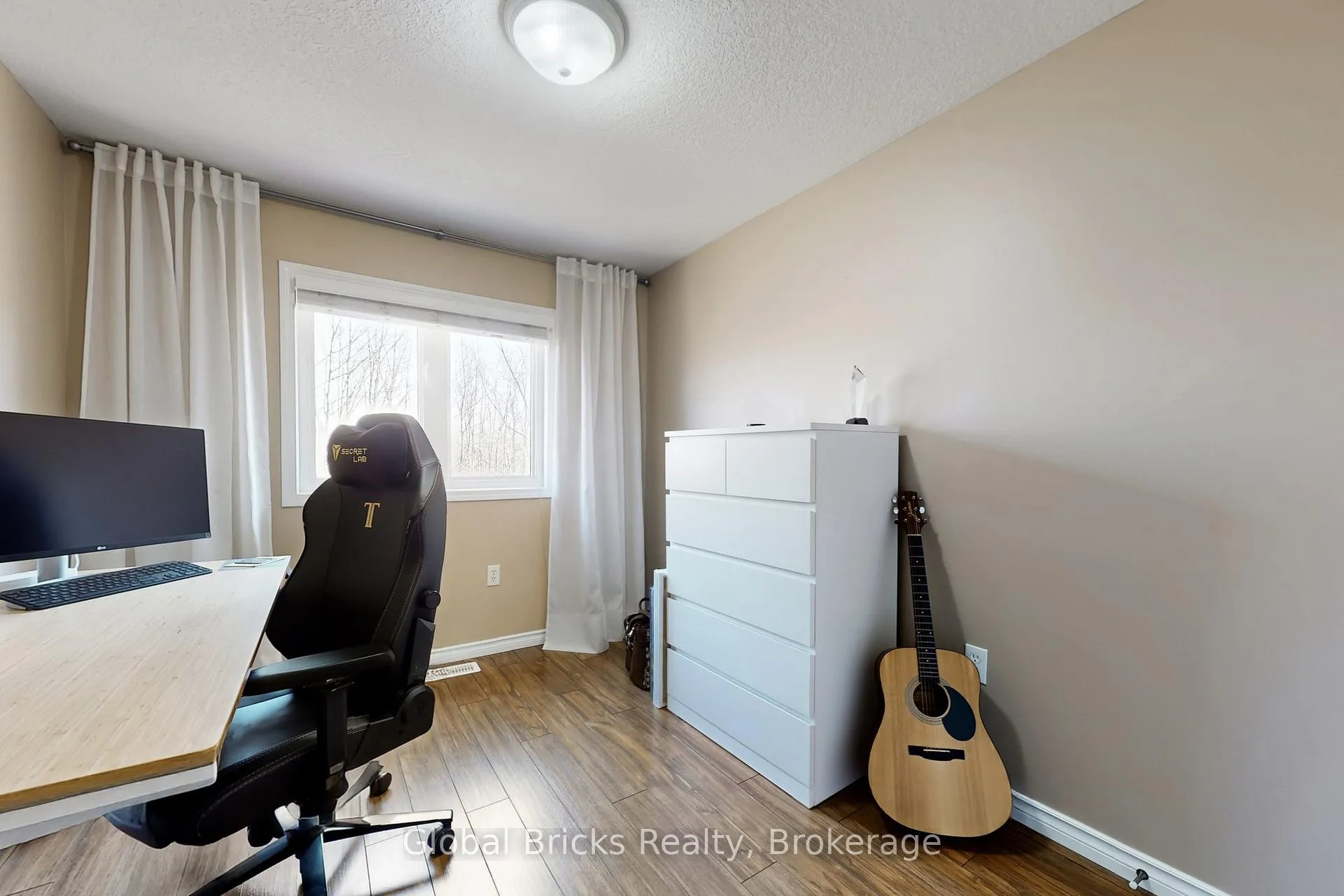 Photo 22 of Unit D24, 20 David Bergey Drive, Kitchener — HOMEH