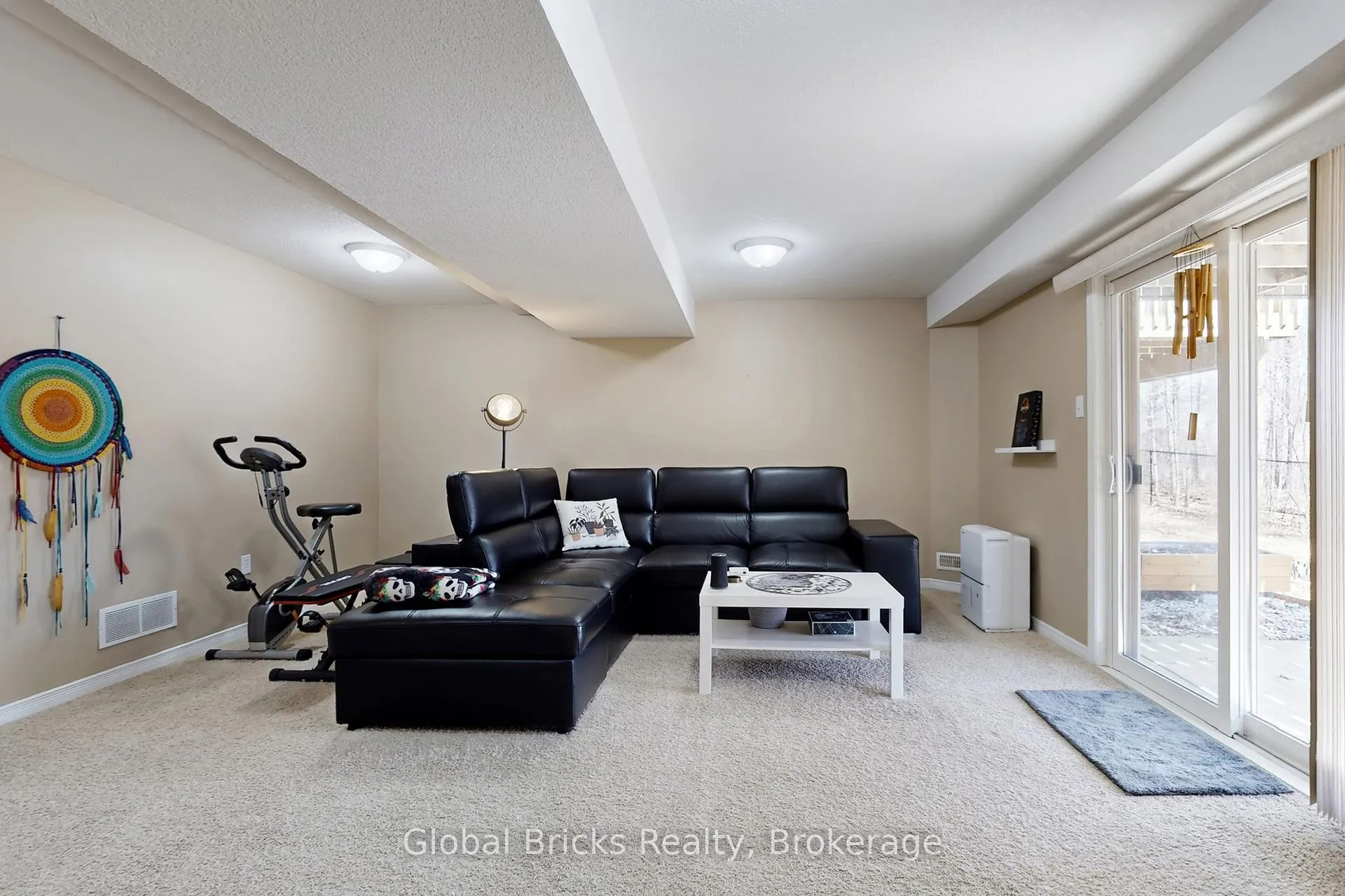 Photo 28 of Unit D24, 20 David Bergey Drive, Kitchener — HOMEH