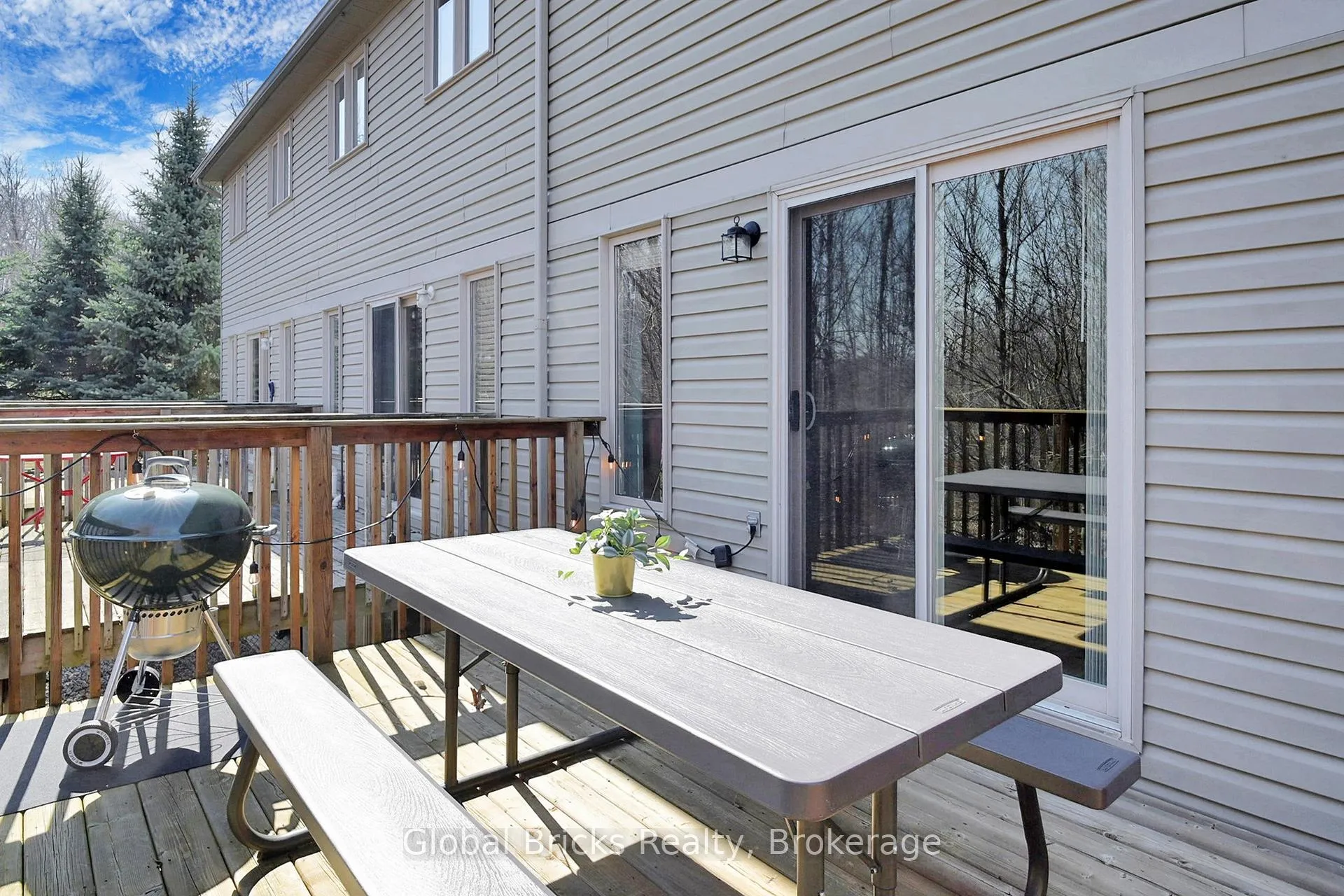 Photo 34 of Unit D24, 20 David Bergey Drive, Kitchener — HOMEH