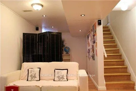 Photo 13 of 326 Hawkview Boulevard, Vaughan, Vellore Village — HOMEH