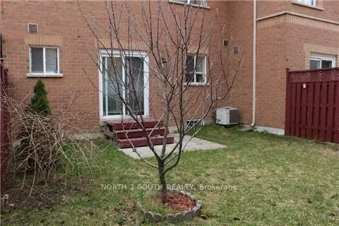 Photo 15 of 326 Hawkview Boulevard, Vaughan, Vellore Village — HOMEH