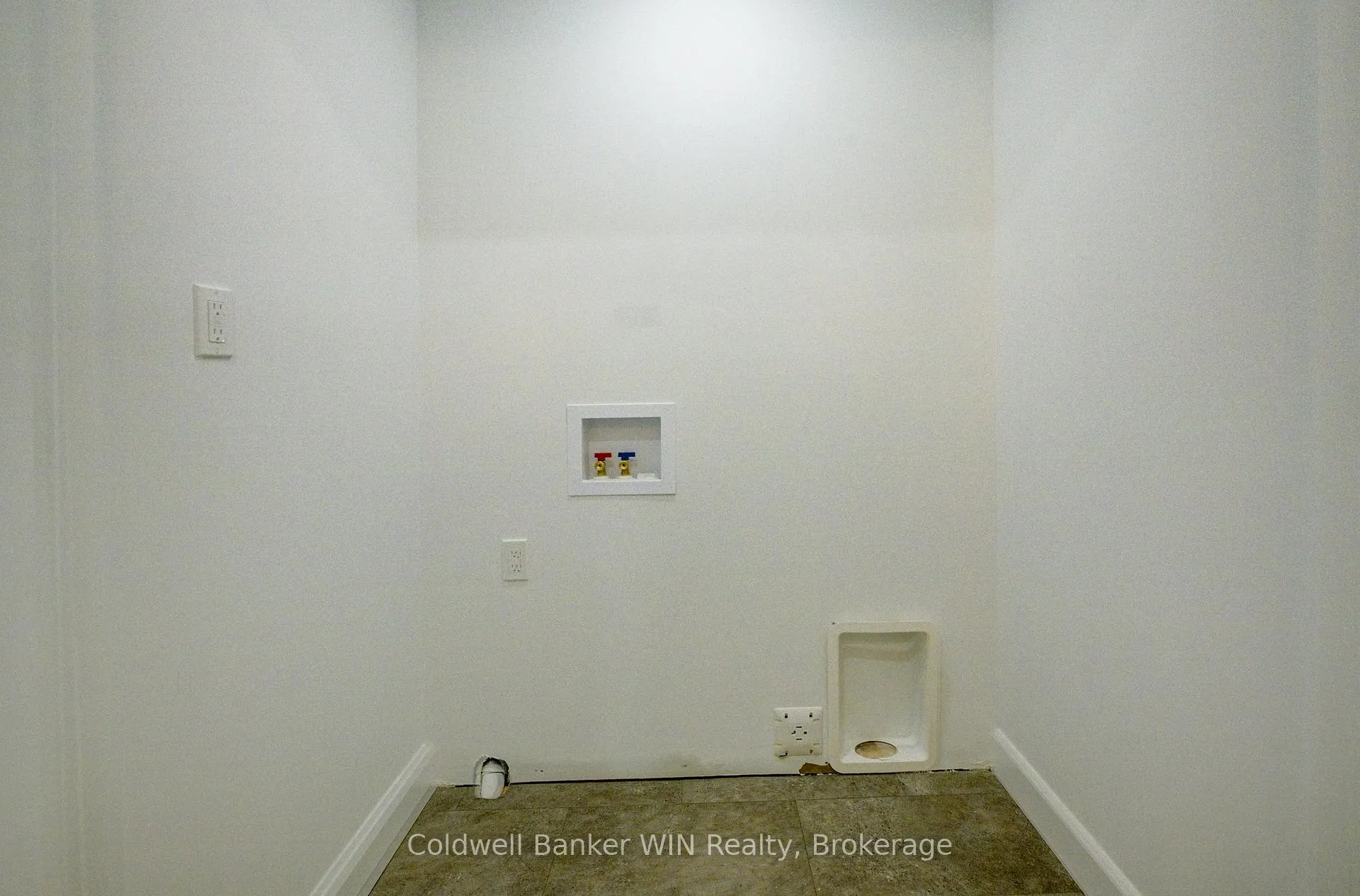 Photo 25 of 217 Elgin Street, Minto — HOMEH