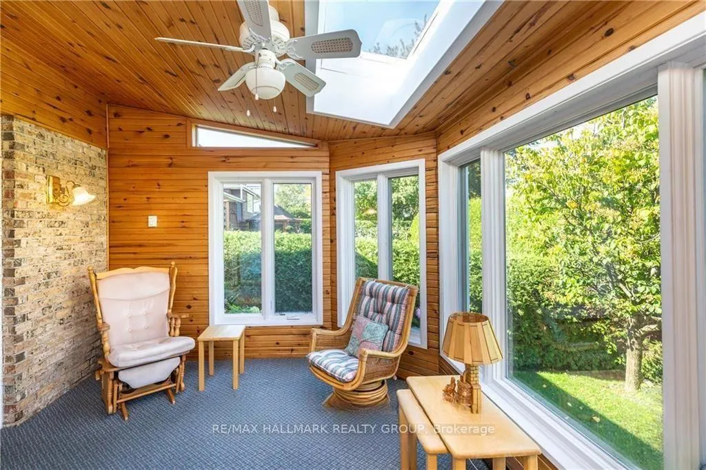 Photo 7 of 11 Jerrilynn Crescent, Ottawa, Barrhaven - Pheasant Run — HOMEH