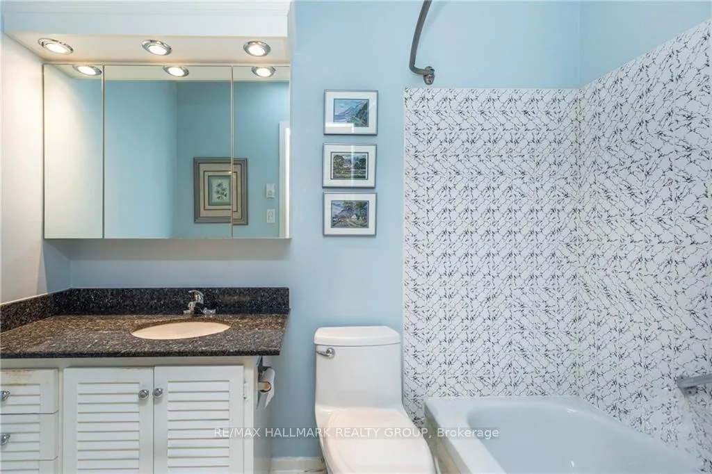 Photo 11 of 11 Jerrilynn Crescent, Ottawa, Barrhaven - Pheasant Run — HOMEH
